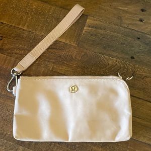 Lululemon Wristlet clutch